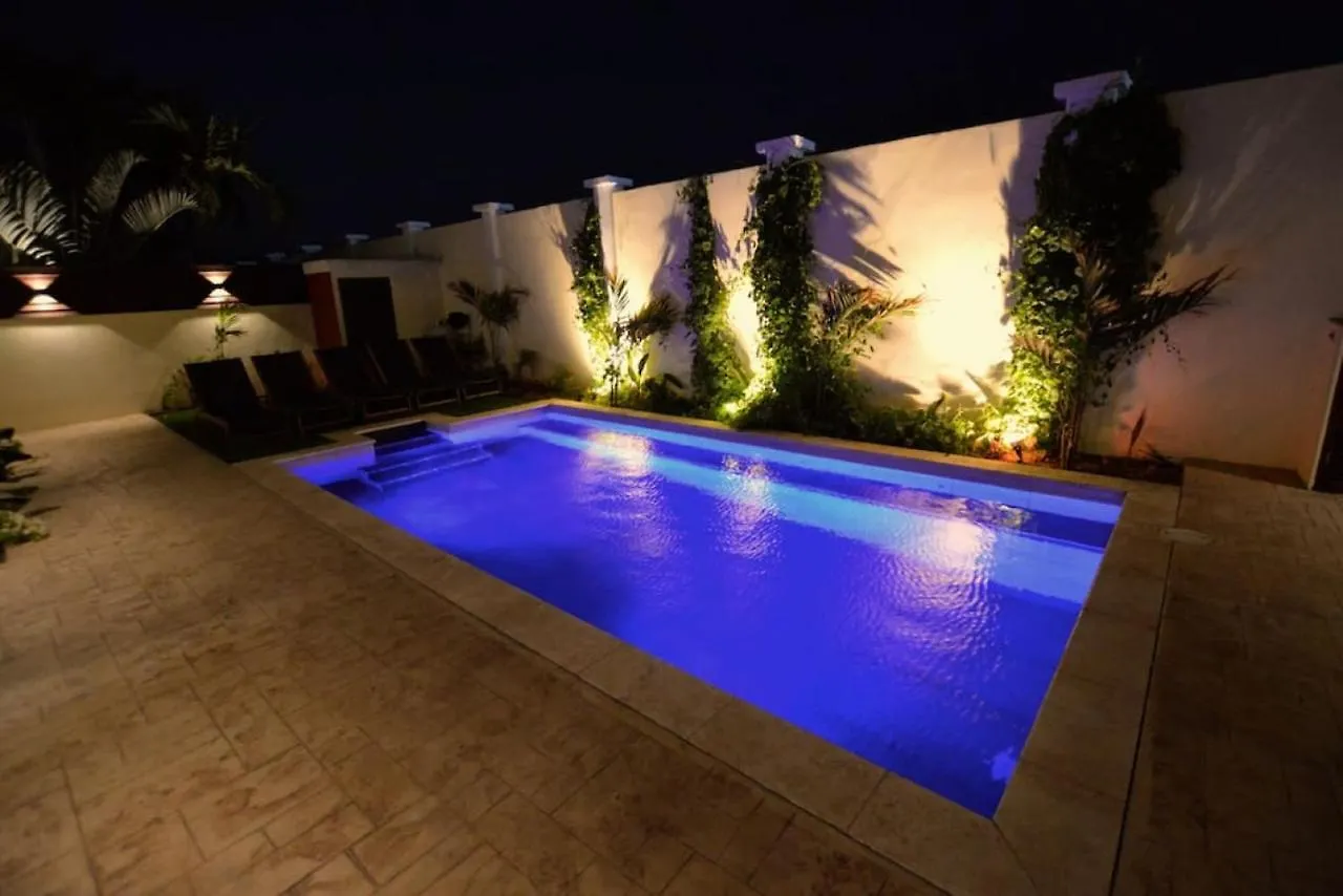 Nyaraló The Best Villa Ground Floor 5 Bedrooms With Ensuite Bathrooms At Prime Location Palm Beach
