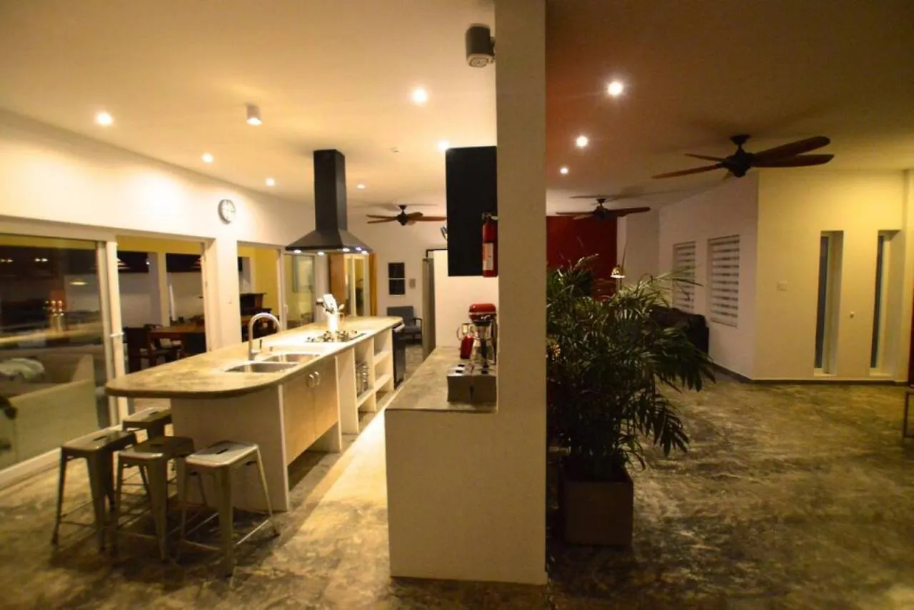 The Best Villa Ground Floor 5 Bedrooms With Ensuite Bathrooms At Prime Location Palm Beach