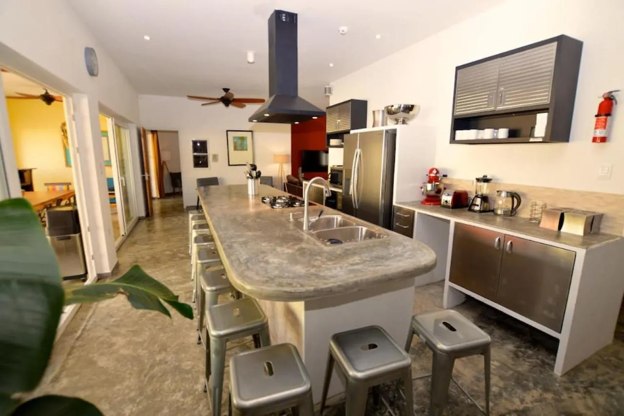 The Best Villa Ground Floor 5 Bedrooms With Ensuite Bathrooms At Prime Location Palm Beach 0*,  Aruba